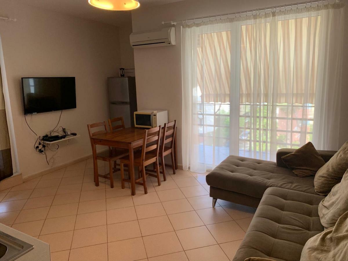 Double Room With Terrace Golem  Exterior photo